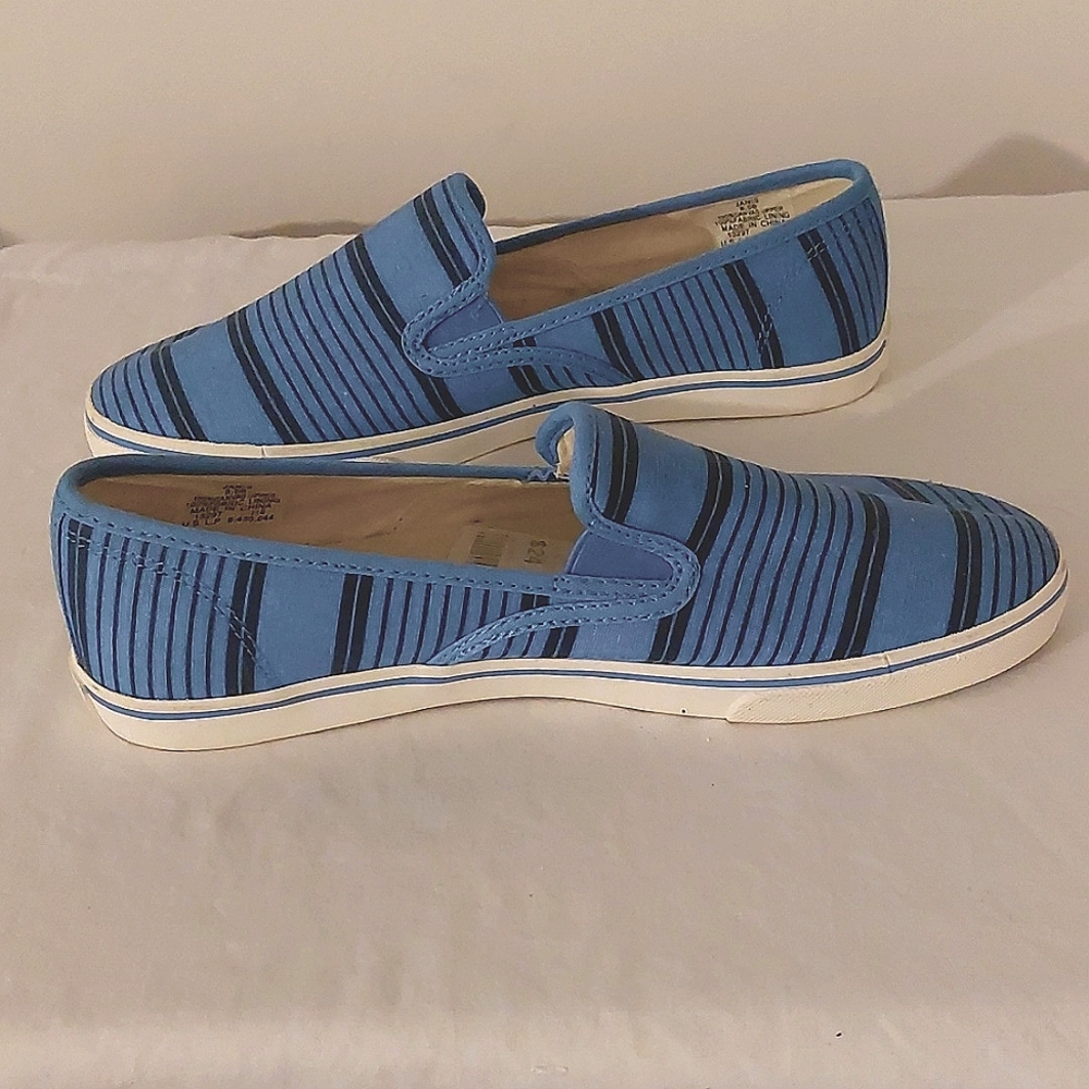 NWOT Lauren by Ralph Lauren slip on flat